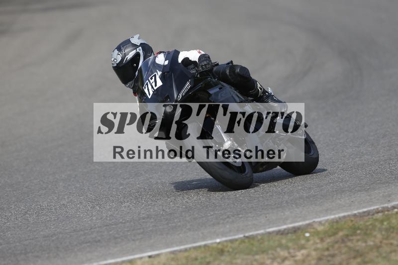 /37 09.08.2026  Pluess Motosport ADR/Einsteiger/77